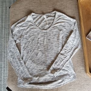 Lululemon long sleeve Size 4